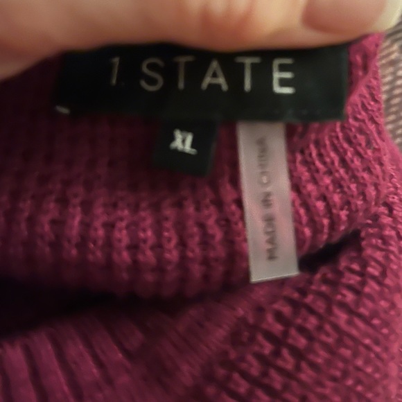 NWT Plum Sweater with Button Side Slits - Picture 5 of 6